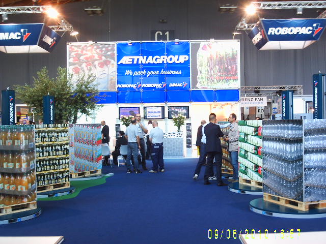 PACKOLOGY 2010 14.JPG Stand Aetna Group 15